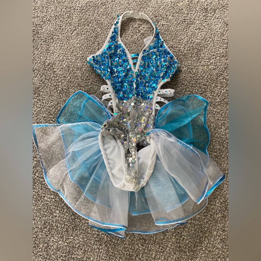 Glamour costume LA